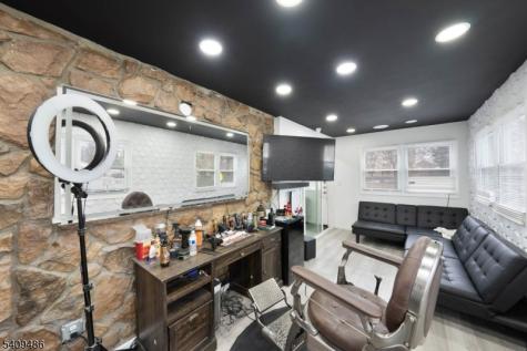 376 Elmora Avenue Elizabeth NJ 07208