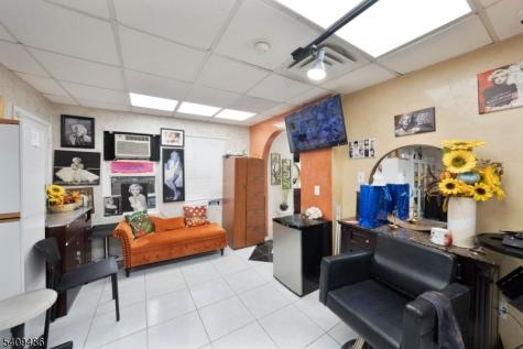 376 Elmora Avenue Elizabeth NJ 07208