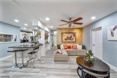 376 Elmora Avenue Elizabeth NJ 07208