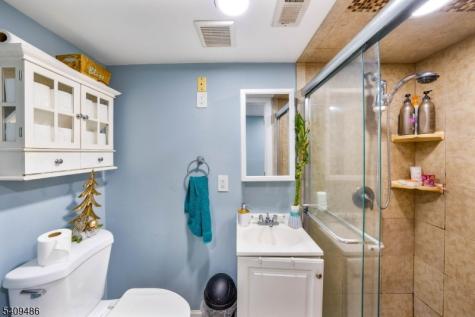 376 Elmora Avenue Elizabeth NJ 07208