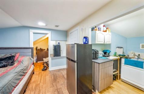 376 Elmora Avenue Elizabeth NJ 07208