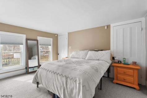 5 Vannatta Place Belvidere NJ 07823