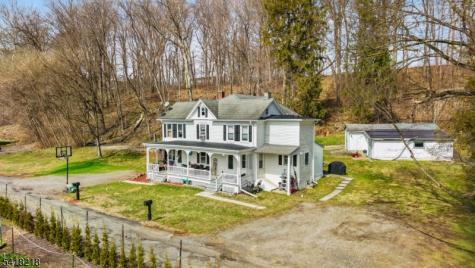 5 Vannatta Place Belvidere NJ 07823
