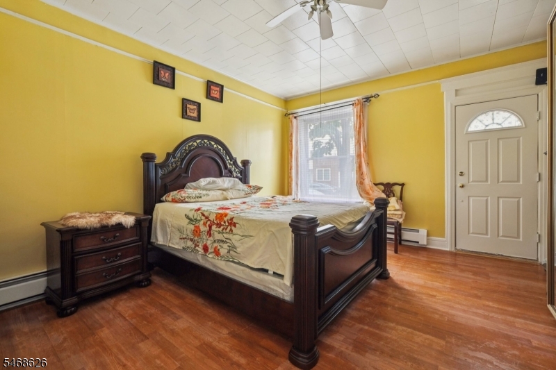 101 Warwick Street Newark NJ 07105