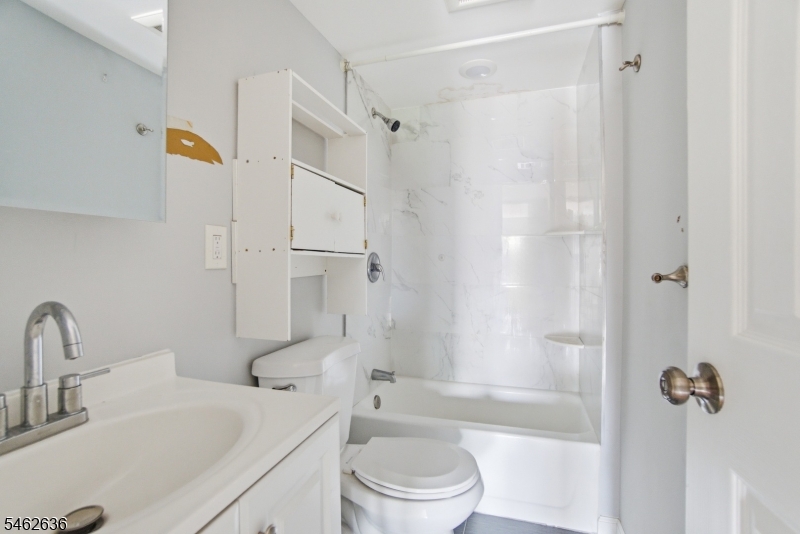 13 Cottage Street Bayonne NJ 07002