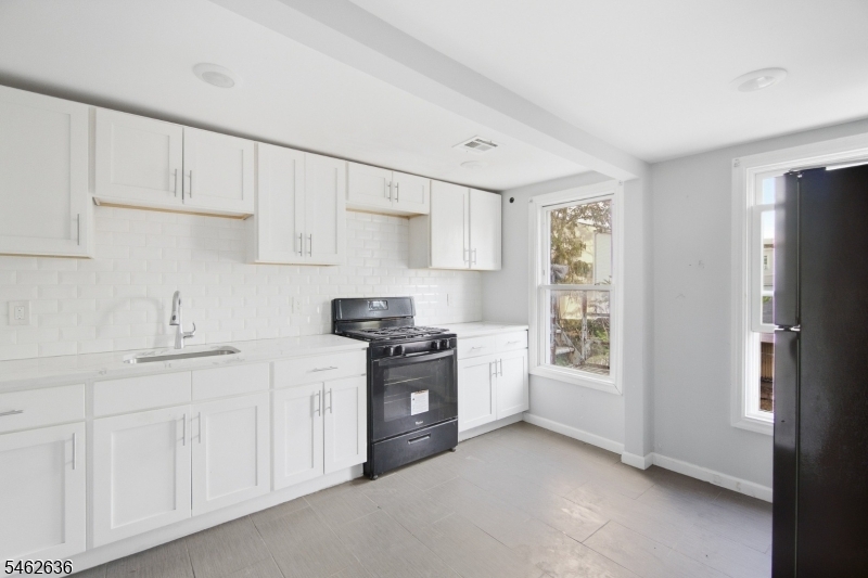 13 Cottage Street Bayonne NJ 07002