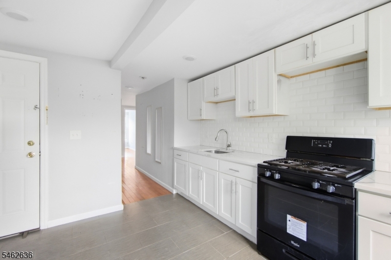 13 Cottage Street Bayonne NJ 07002
