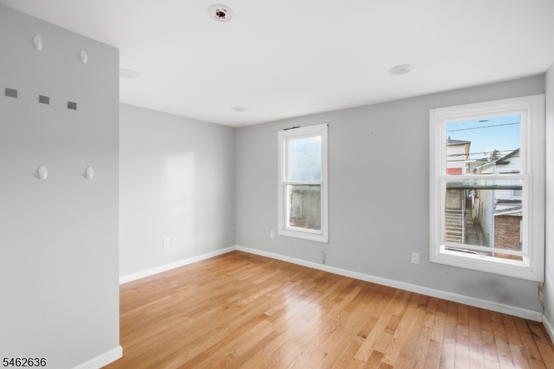 13 Cottage Street Bayonne NJ 07002