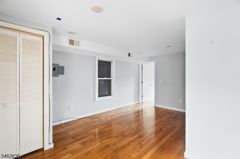 13 Cottage Street Bayonne NJ 07002