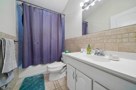 268 Bell Avenue Lodi NJ 07644