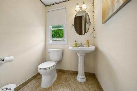 268 Bell Avenue Lodi NJ 07644