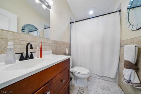 268 Bell Avenue Lodi NJ 07644