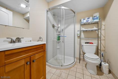 268 Bell Avenue Lodi NJ 07644