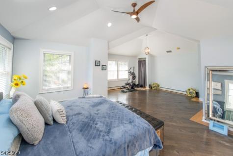 36 Ella Street Bloomingdale NJ 07403