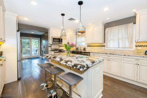 36 Ella Street Bloomingdale NJ 07403