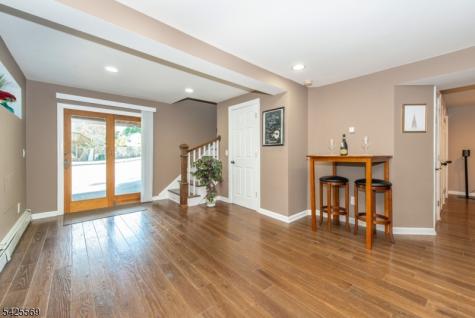 36 Ella Street Bloomingdale NJ 07403