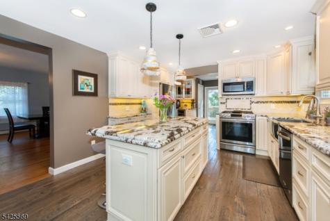 36 Ella Street Bloomingdale NJ 07403