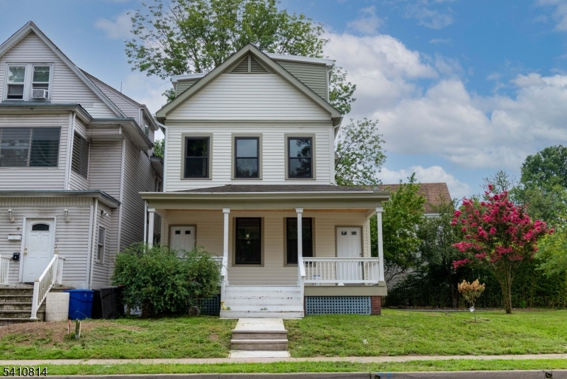 21 Dodd Street East Orange NJ 07017