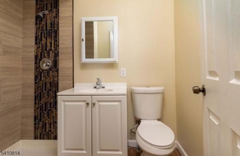 21 Dodd Street East Orange NJ 07017
