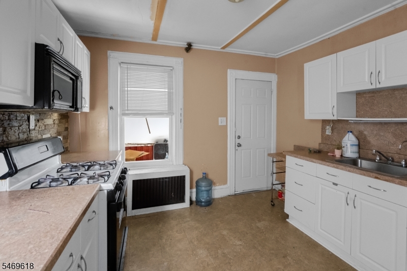 148 N 7th Street Paterson NJ 07522