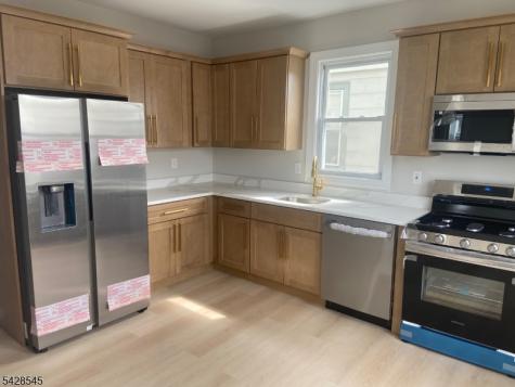 944 Madison Avenue Elizabeth NJ 07201