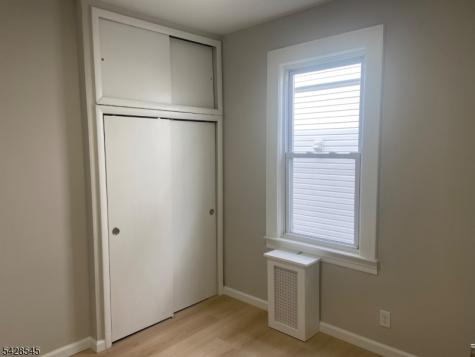 944 Madison Avenue Elizabeth NJ 07201