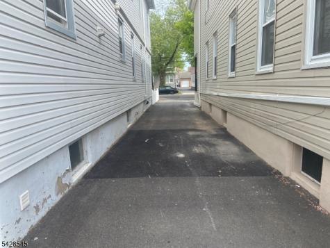 944 Madison Avenue Elizabeth NJ 07201
