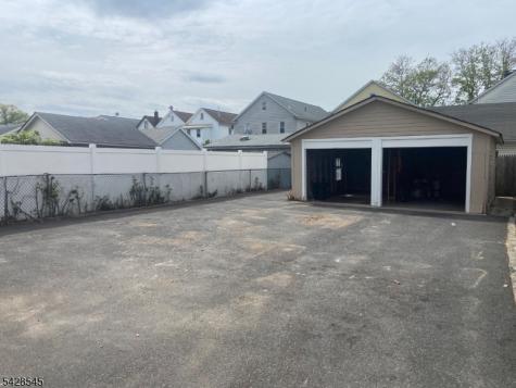 944 Madison Avenue Elizabeth NJ 07201