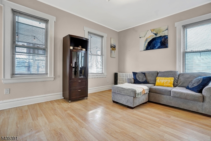 35 Chester Avenue Irvington NJ 07111