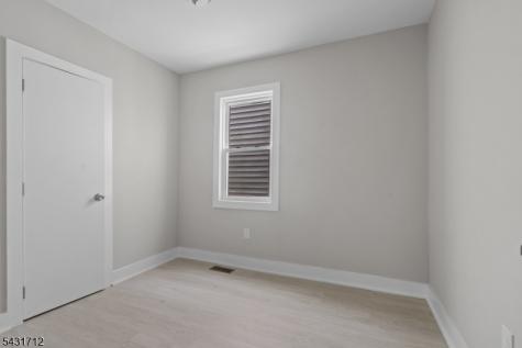 654 S 12th Street Newark NJ 07103