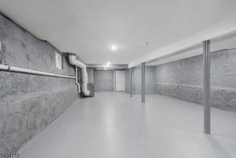 654 S 12th Street Newark NJ 07103