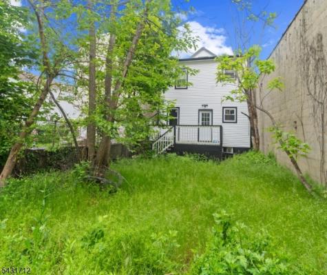 654 S 12th Street Newark NJ 07103