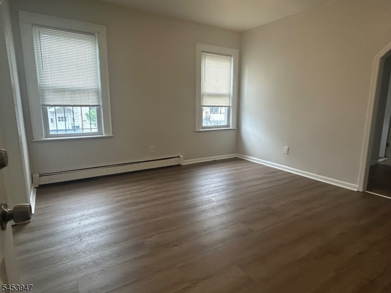 163 Dewey Street Newark NJ 07112