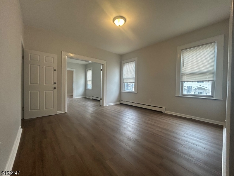 163 Dewey Street Newark NJ 07112