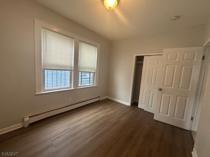 163 Dewey Street Newark NJ 07112