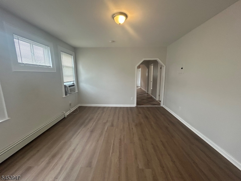 163 Dewey Street Newark NJ 07112