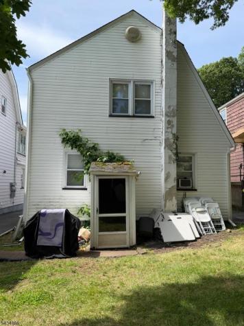 11 Glennon Place West Orange NJ 07052