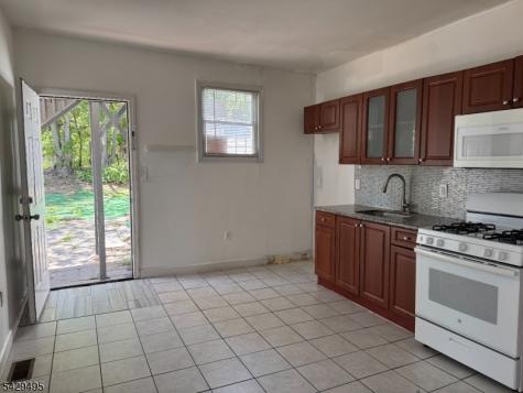 45 Ogden Street Newark NJ 07104