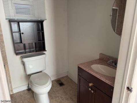 45 Ogden Street Newark NJ 07104