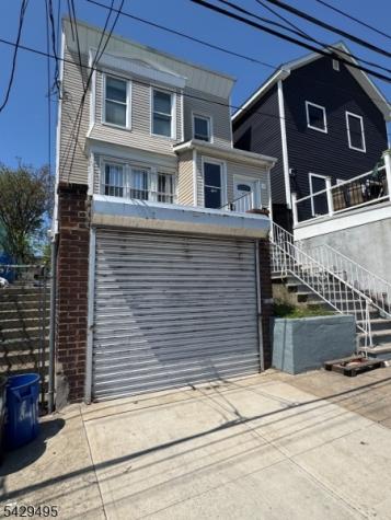 45 Ogden Street Newark NJ 07104