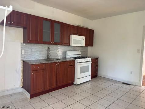 45 Ogden Street Newark NJ 07104