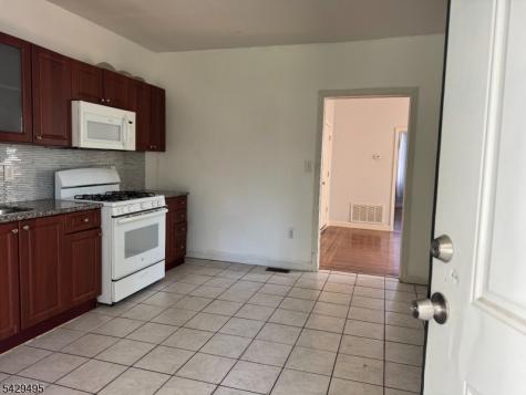 45 Ogden Street Newark NJ 07104