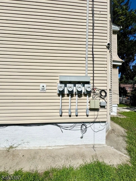 623 Sandford Avenue Newark NJ 07106