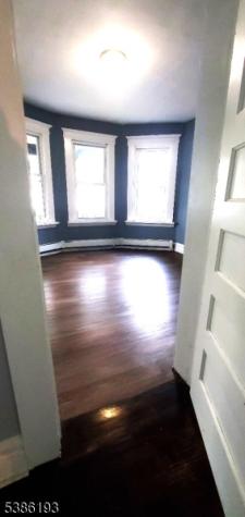 99 Rhode Island Avenue East Orange NJ 07018