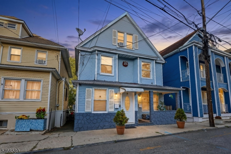 9 Lowden Street Elizabeth NJ 07208