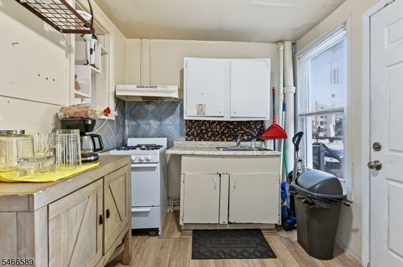 9 Lowden Street Elizabeth NJ 07208
