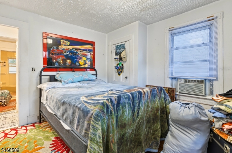 9 Lowden Street Elizabeth NJ 07208