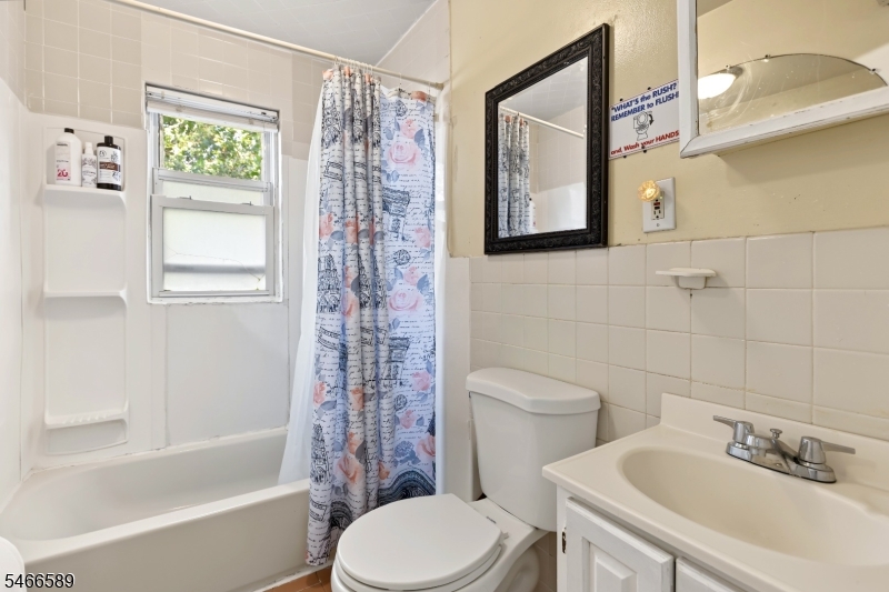9 Lowden Street Elizabeth NJ 07208