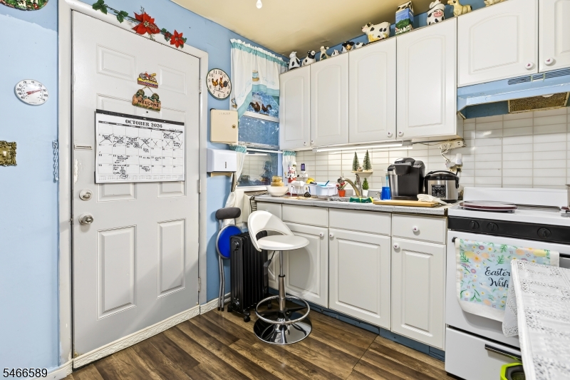9 Lowden Street Elizabeth NJ 07208