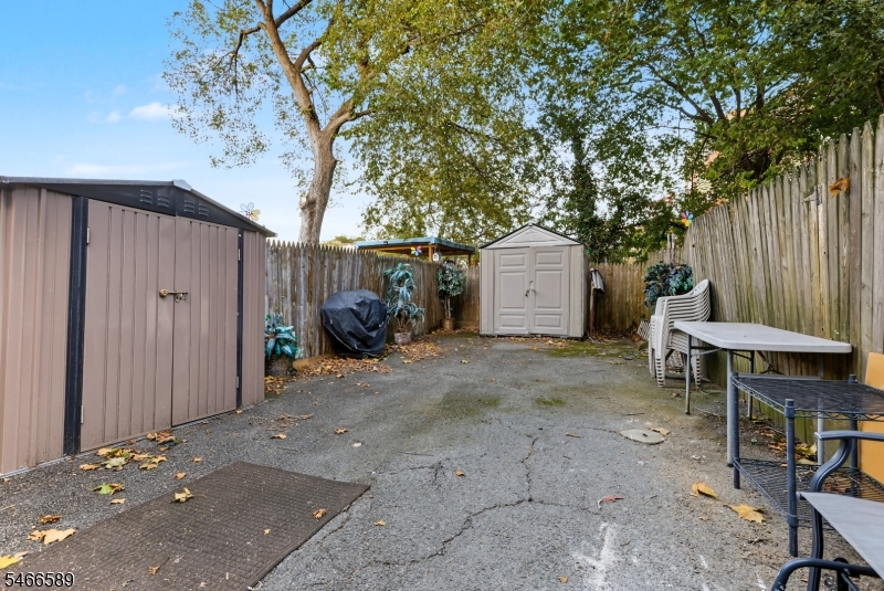 9 Lowden Street Elizabeth NJ 07208